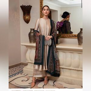 Faiza Saqlain Size SMALL